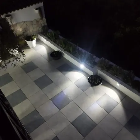 Apartment Dana Carini